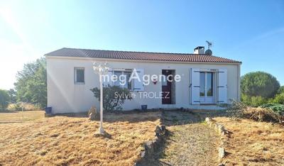 Maison - 122 m² - 4 pièces