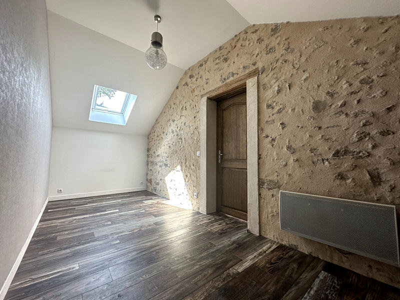 Maison - 94 m² - 5 pièces