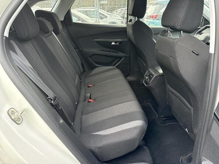 Peugeot 3008 (2) 1.2 Puretech 130 s&amp;S Active Business