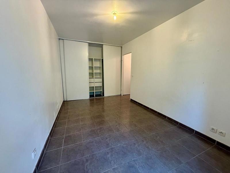 Appartement - 76 m² - 4 pièces