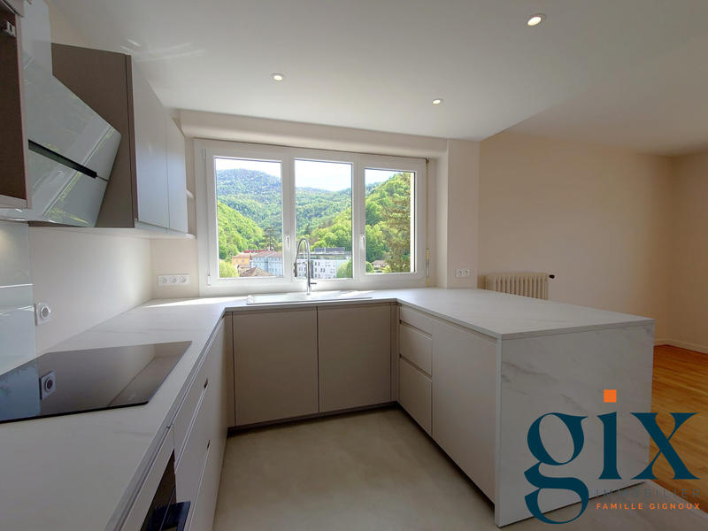 Appartement - 109 m² - 4 pièces