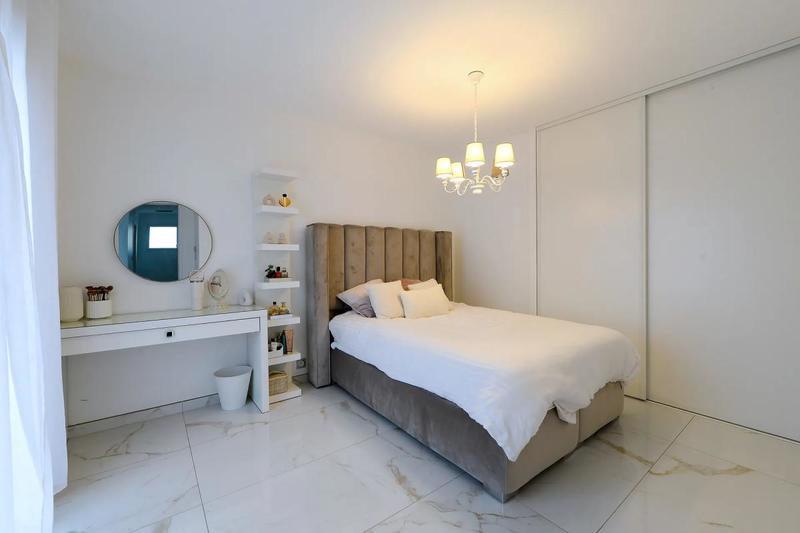 Maison - 143 m² - 5 pièces