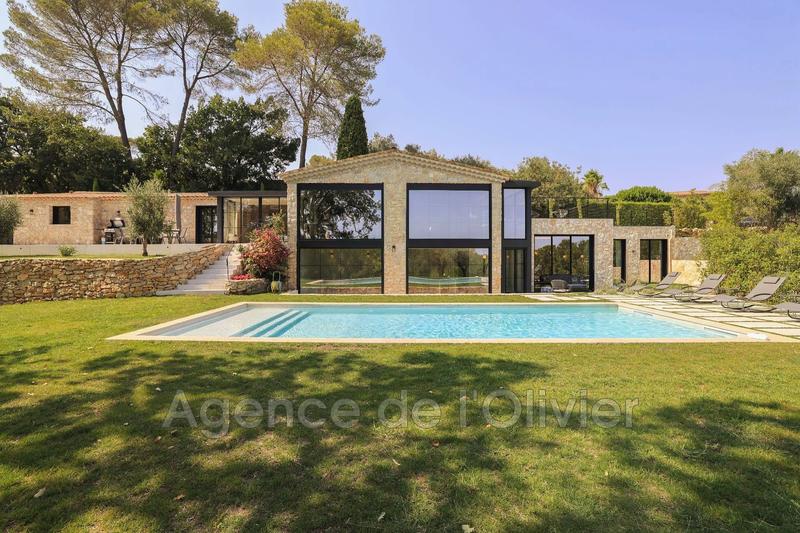 Maison en pierre - 289 m²