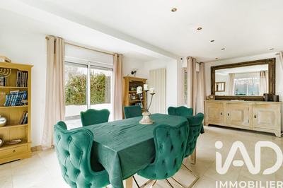 Maison - 168 m² - 7 pièces