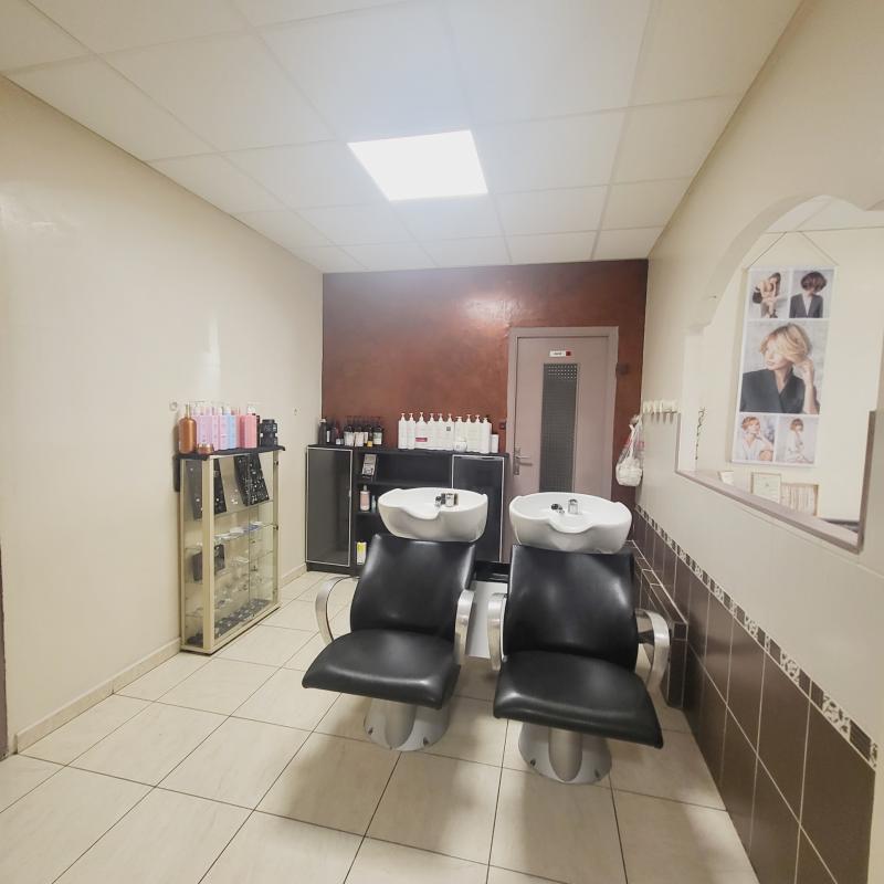 Fonds de commerce - Local commercial - 97 m²