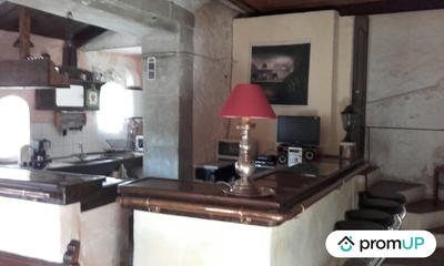 Maison ancienne - 239 m² - 18 pièces