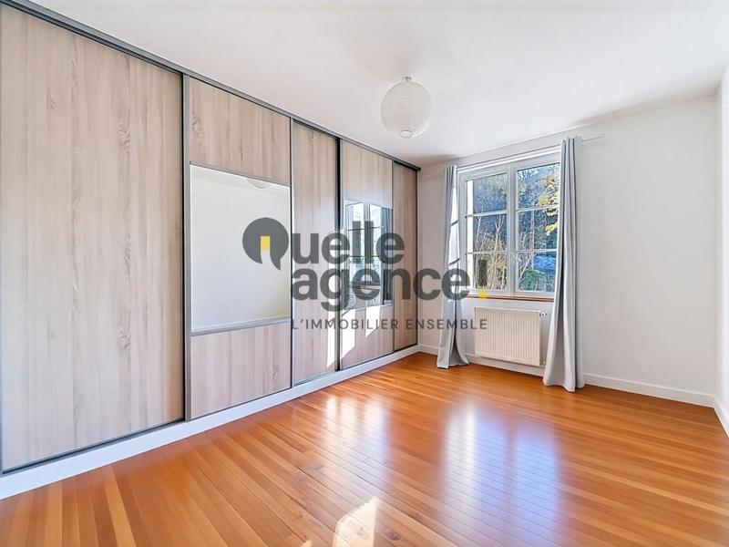 Appartement - 83 m² - 4 pièces