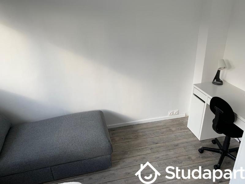 Chambre - 12 m² - 1 pièce