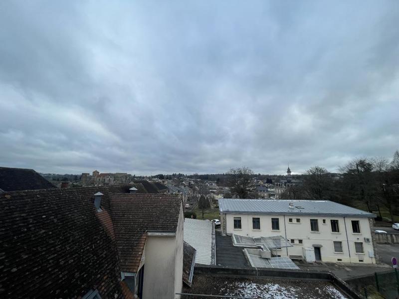 Appartement ancien - 94 m² - 4 pièces