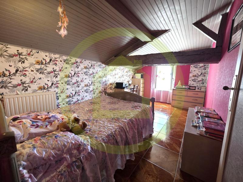 Maison - 158 m² - 4 pièces