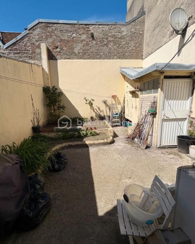 Immeuble - 250 m² - 9 pièces