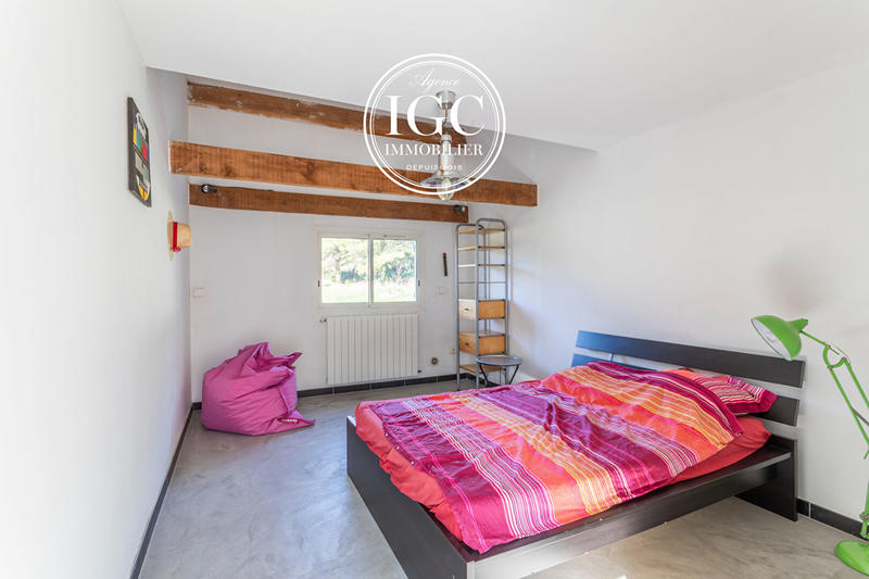 Villa - 240 m² - 5 pièces