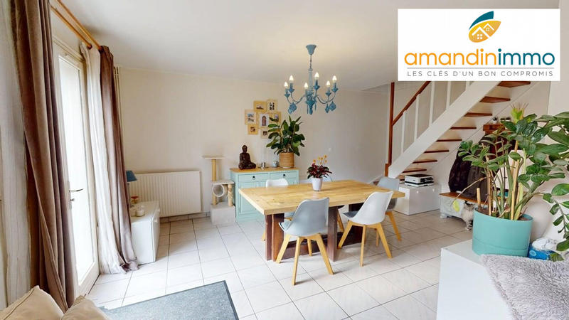 Maison - 105 m² - 6 pièces