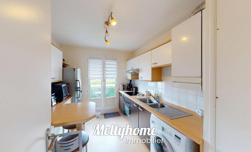 Appartement - 85 m² - 4 pièces