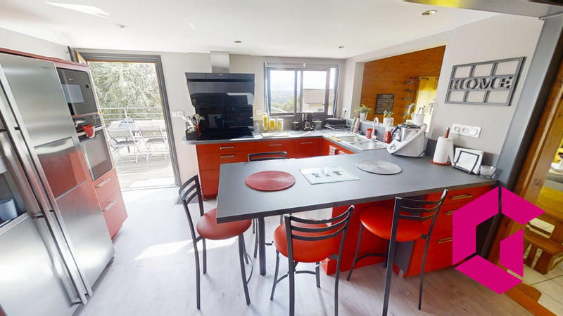 Maison - 115 m² - 5 pièces