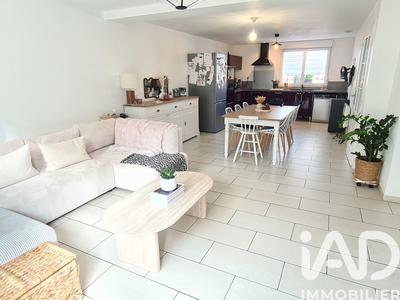 Maison - 86 m² - 5 pièces