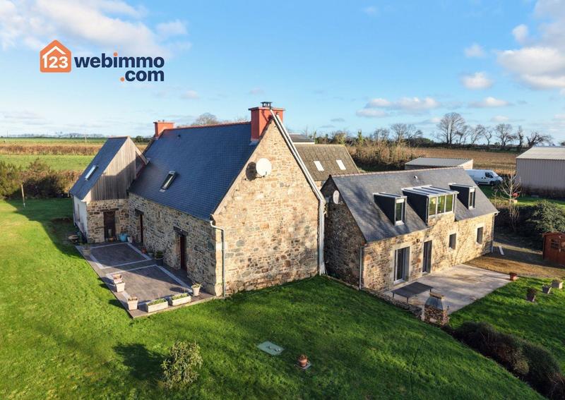 Ferme - 215 m² - 9 pièces