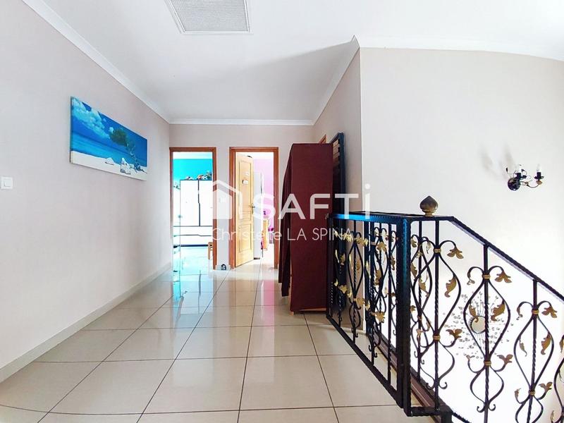 Maison - 170 m² - 6 pièces