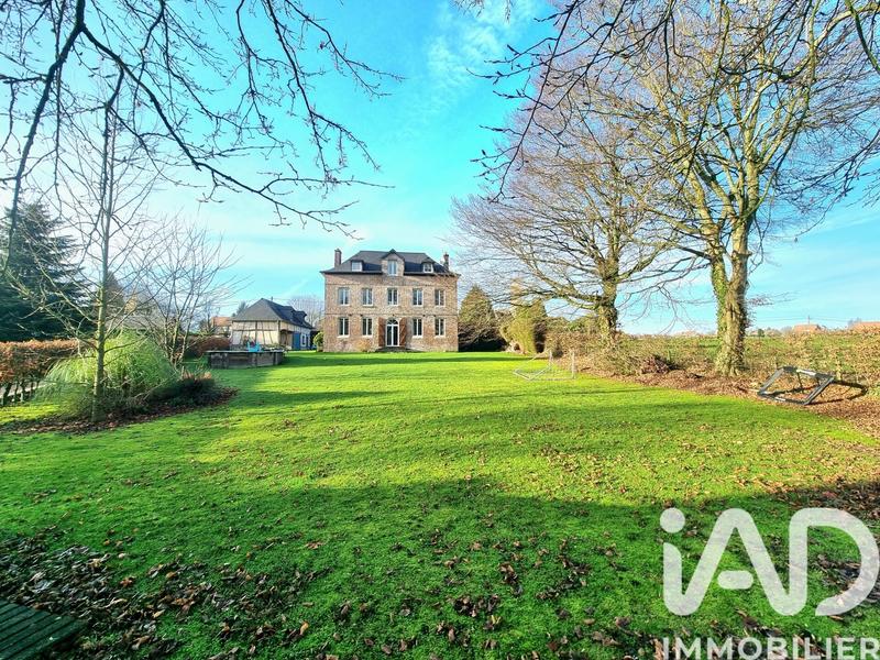 Maison - 200 m² - 10 pièces