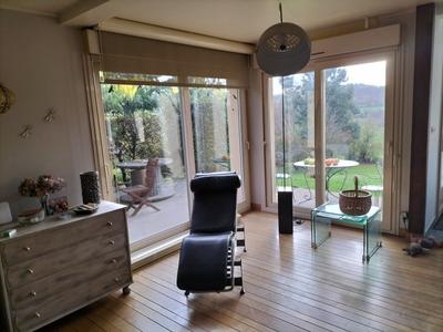 Maison - 190 m² - 8 pièces