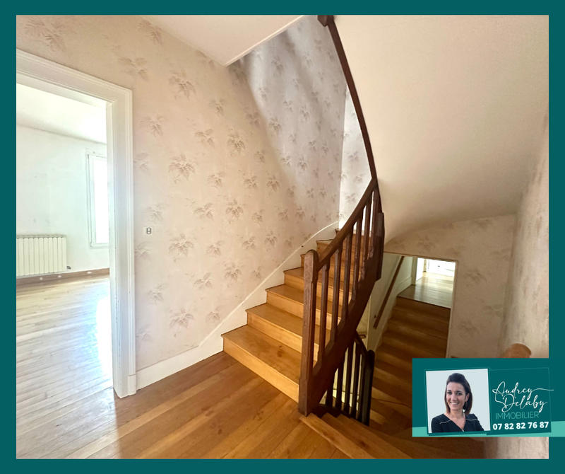 Maison - 194 m² - 7 pièces