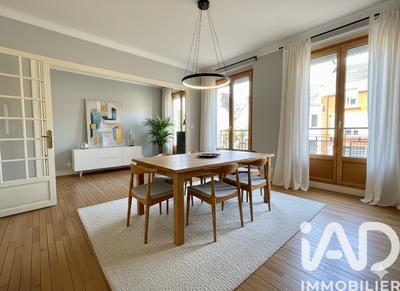Maison de ville - 128 m² - 6 pièces