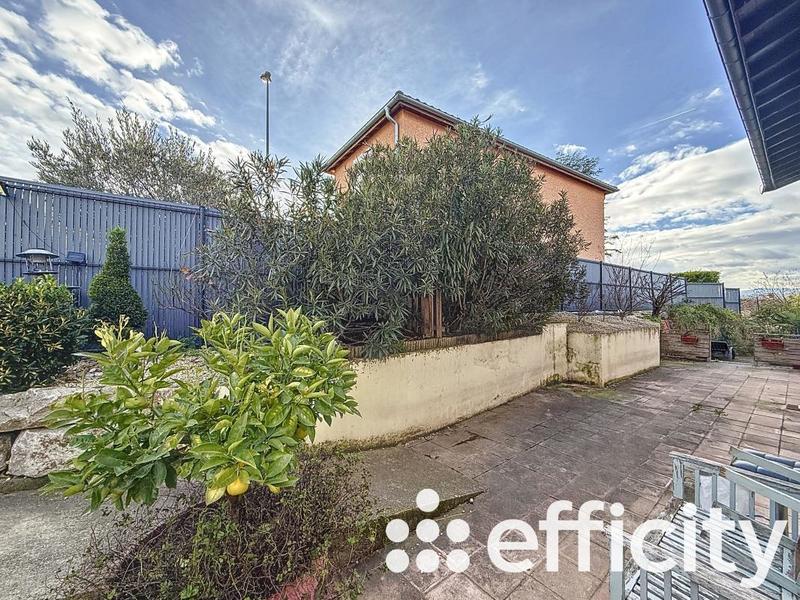 Maison - 167 m² - 6 pièces