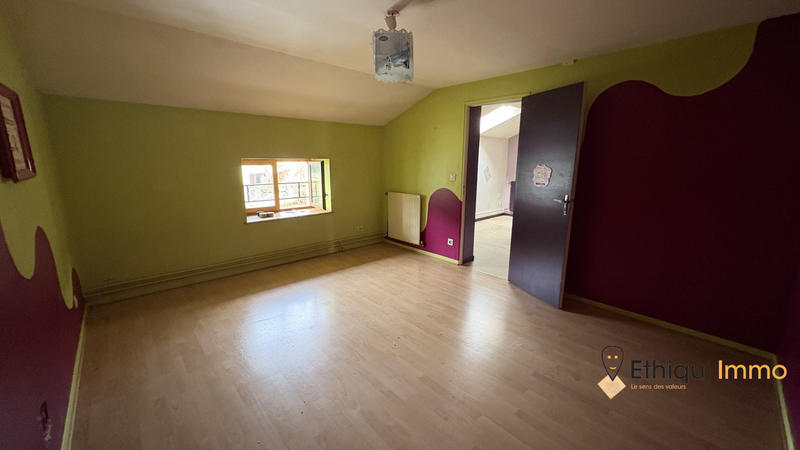 Maison - 150 m² - 7 pièces