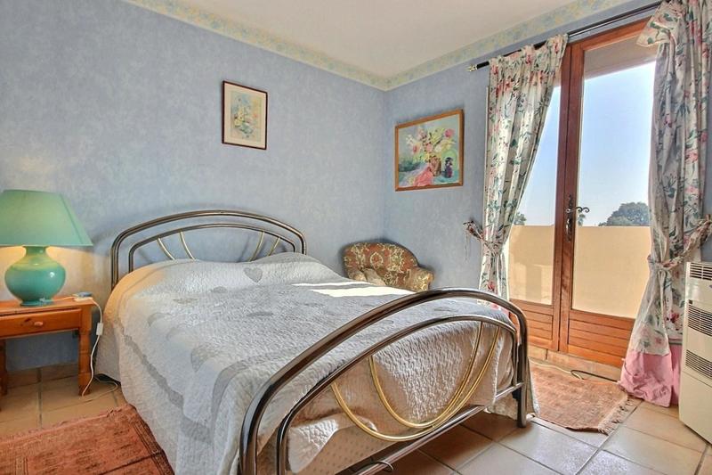 Villa - 250 m² - 7 pièces