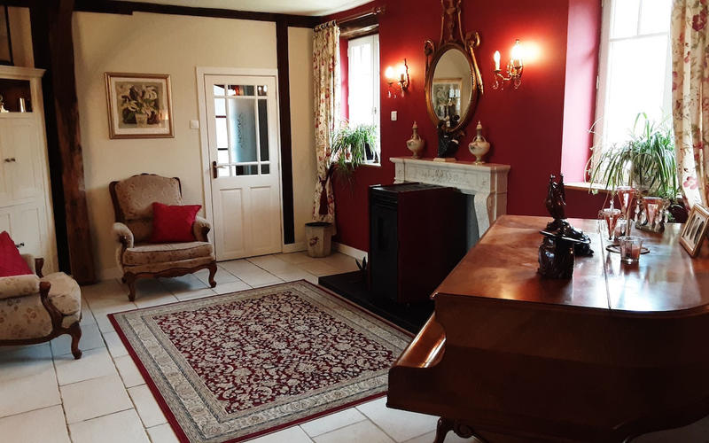 Maison - 240 m² - 7 pièces