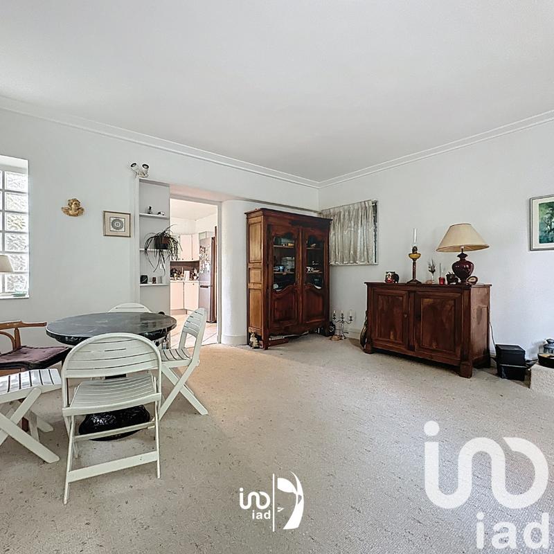 Maison - 246 m² - 7 pièces