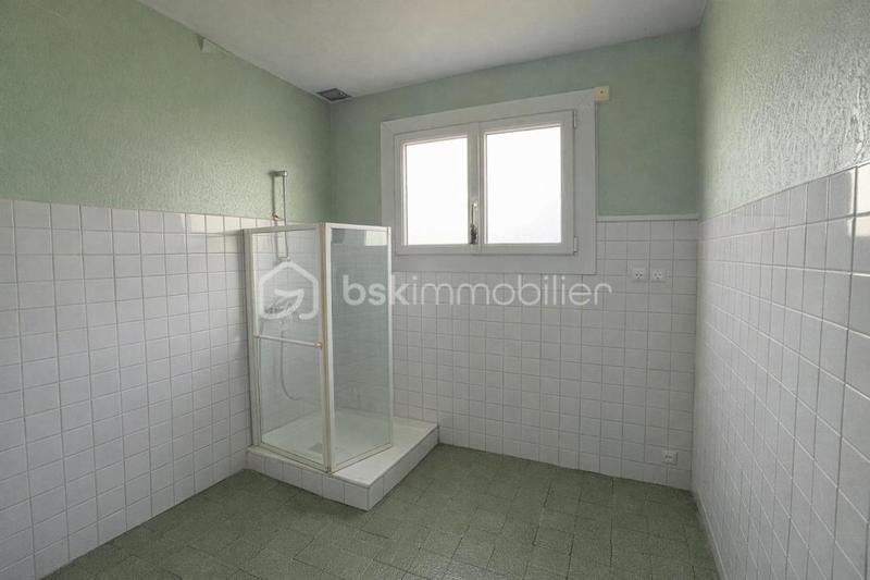 Maison - 97 m² - 5 pièces