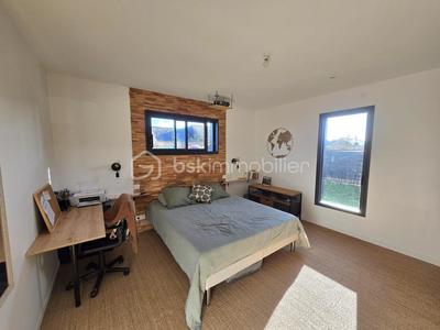 Pavillon - 97 m² - 3 pièces