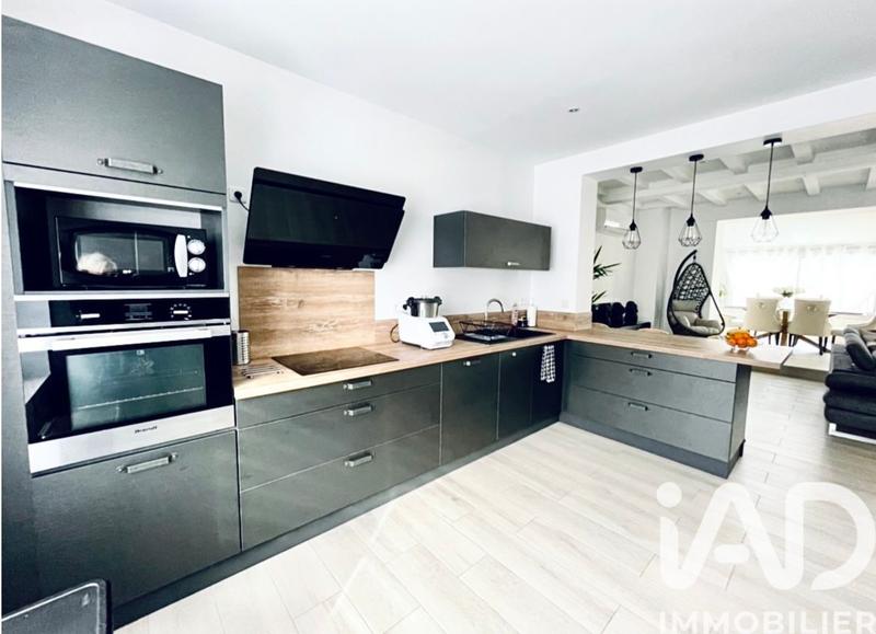 Maison - 145 m² - 4 pièces