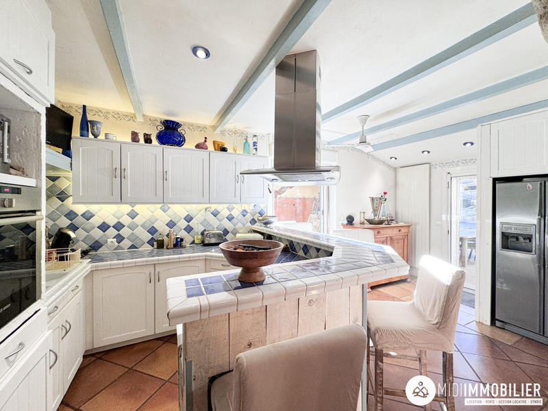 Maison - 222 m² - 4 pièces