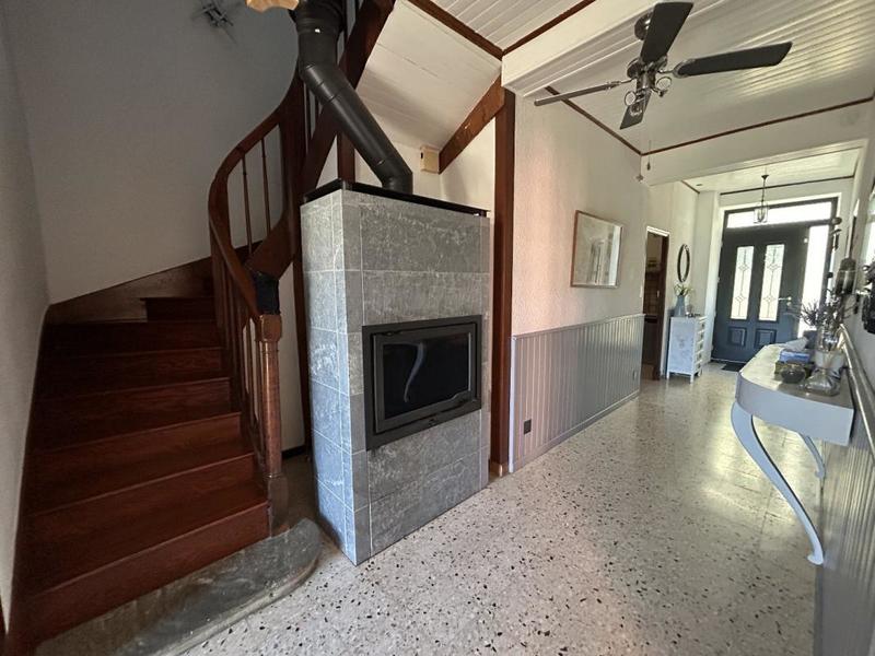 Maison - 405 m² - 13 pièces