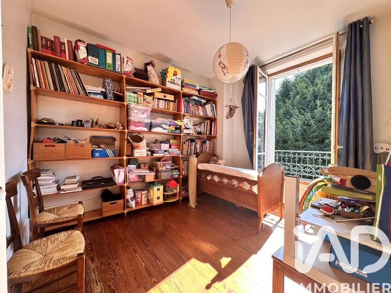 Maison - 212 m² - 10 pièces