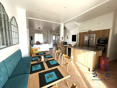 Maison - 174 m² - 7 pièces