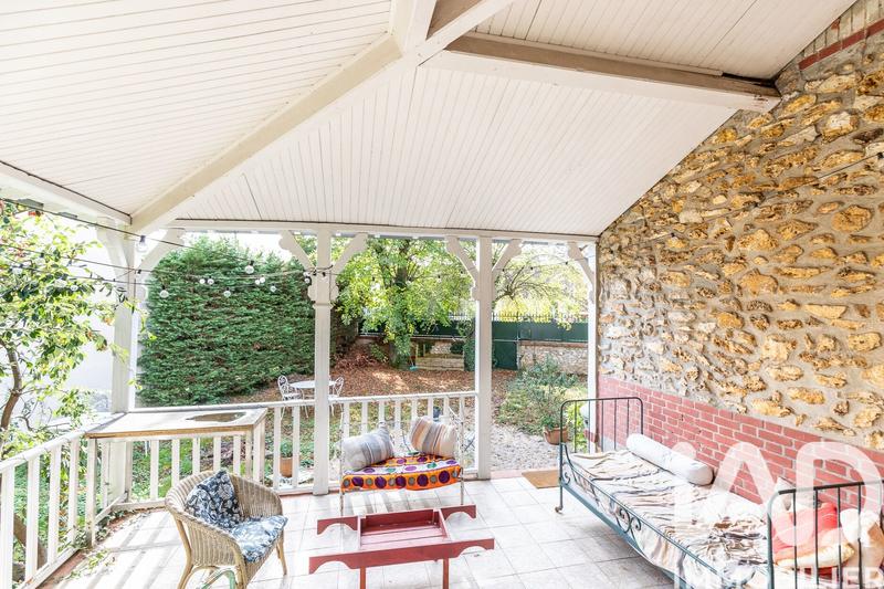 Maison - 176 m² - 7 pièces