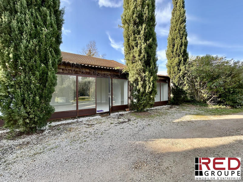 Bureau - 200 m² - 6 pièces