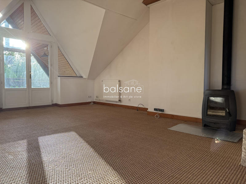 Appartement - 90 m² - 4 pièces