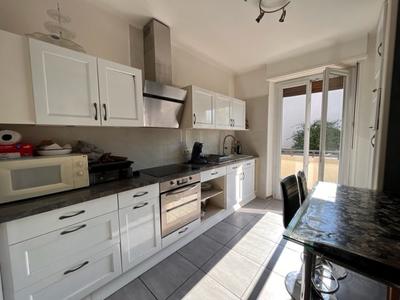 Appartement - 75 m² - 3 pièces