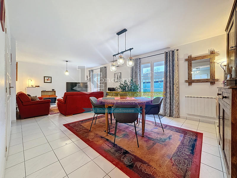 Maison - 88 m² - 5 pièces