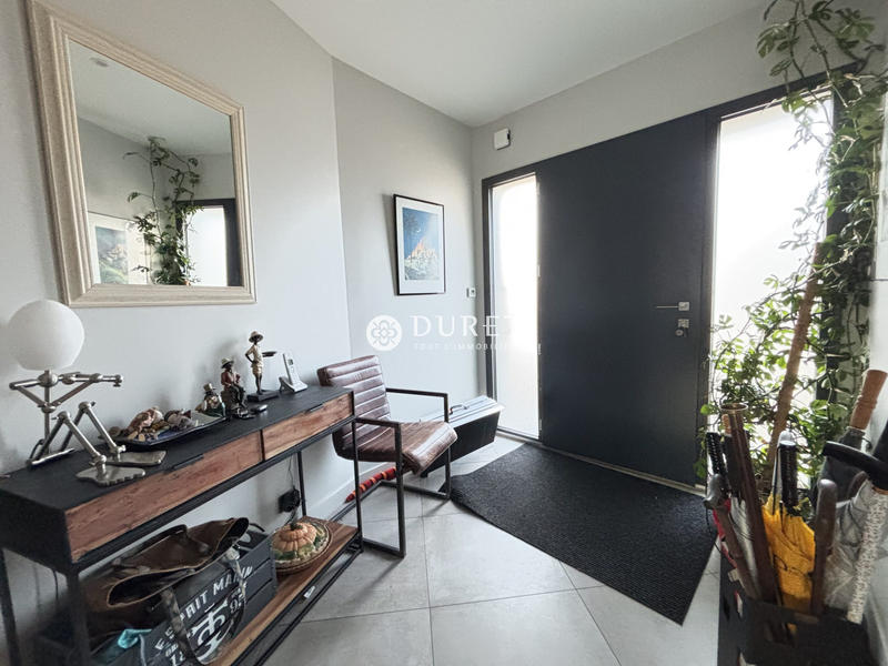 Maison - 182 m² - 6 pièces