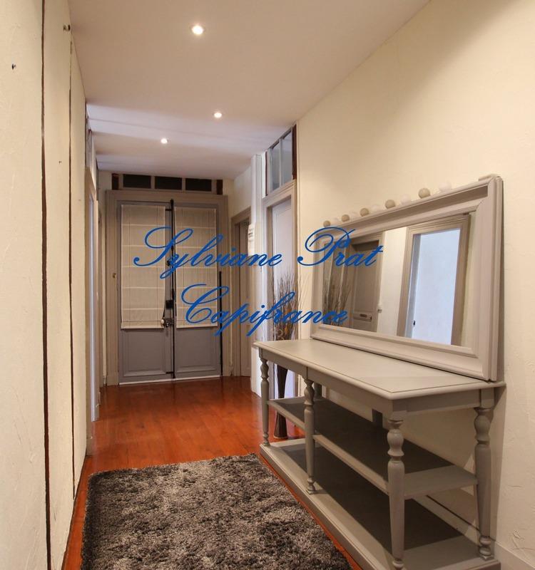 Appartement bourgeois - 198 m² - 6 pièces