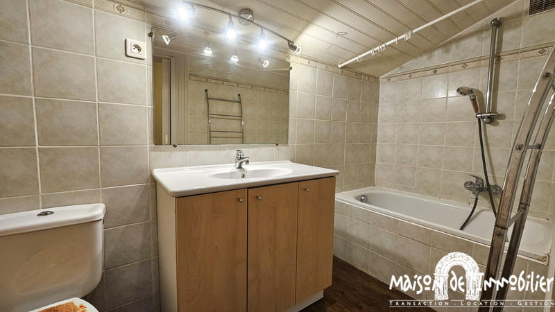 Maison - 93 m² - 4 pièces