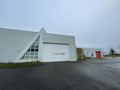 Local d'activité / Entrepôt - 1 113 m²