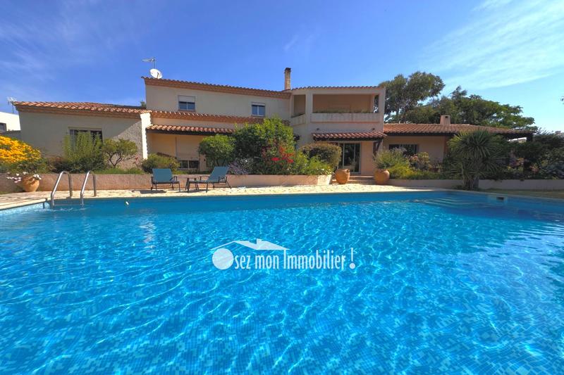 Villa - 270 m² - 7 pièces