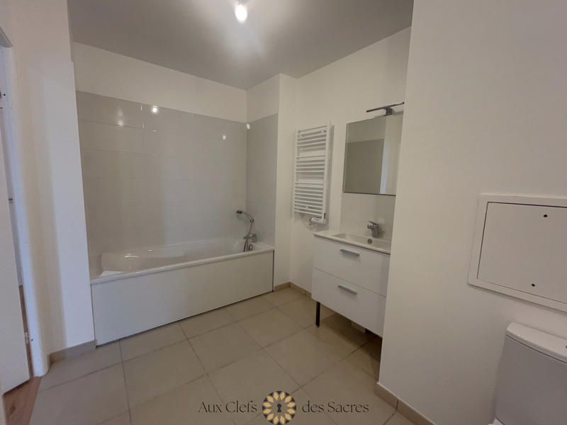 Appartement - 81 m² - 4 pièces