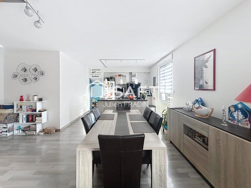 Maison - 266 m² - 11 pièces